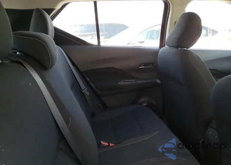 2021 Nissan Kicks Sv z USA, uszkodzony, nr VIN 3N1CP5CV9ML488230